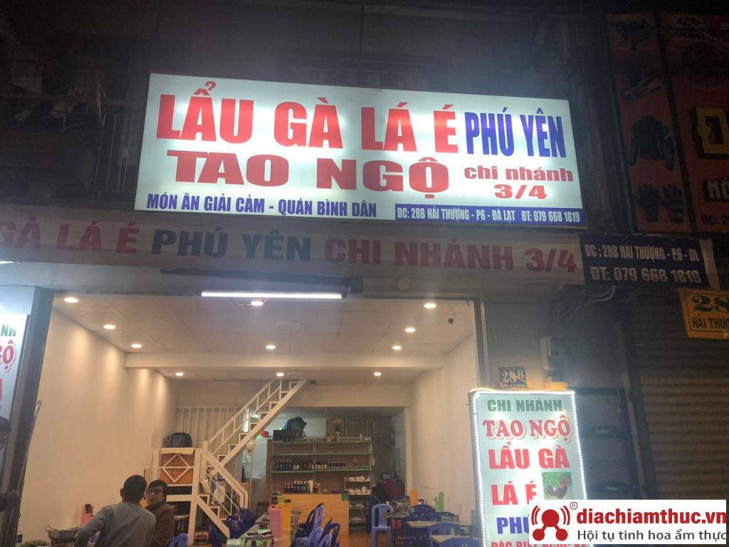 Qiuán lẩu gà lá é Phú Yên Tao Ngộ