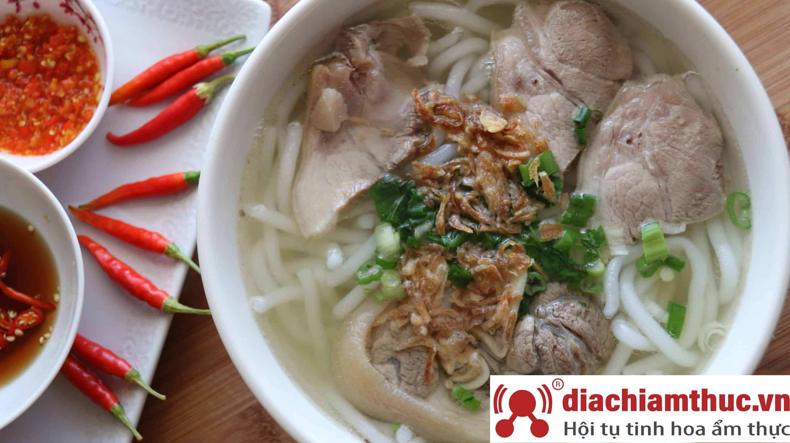 Quán Ghiền Bánh Canh quận 10