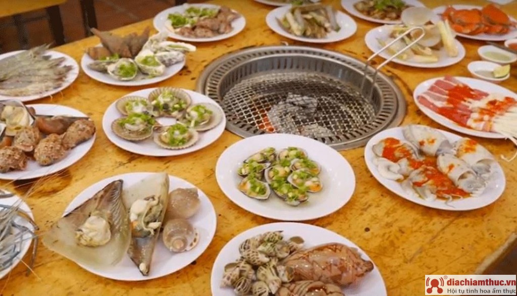 Buffet Những Chàng Trai