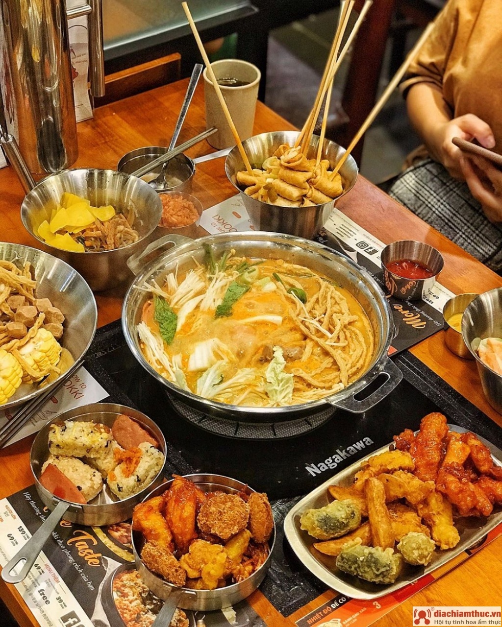 Buffet nướng Hàn Quốc Dookki