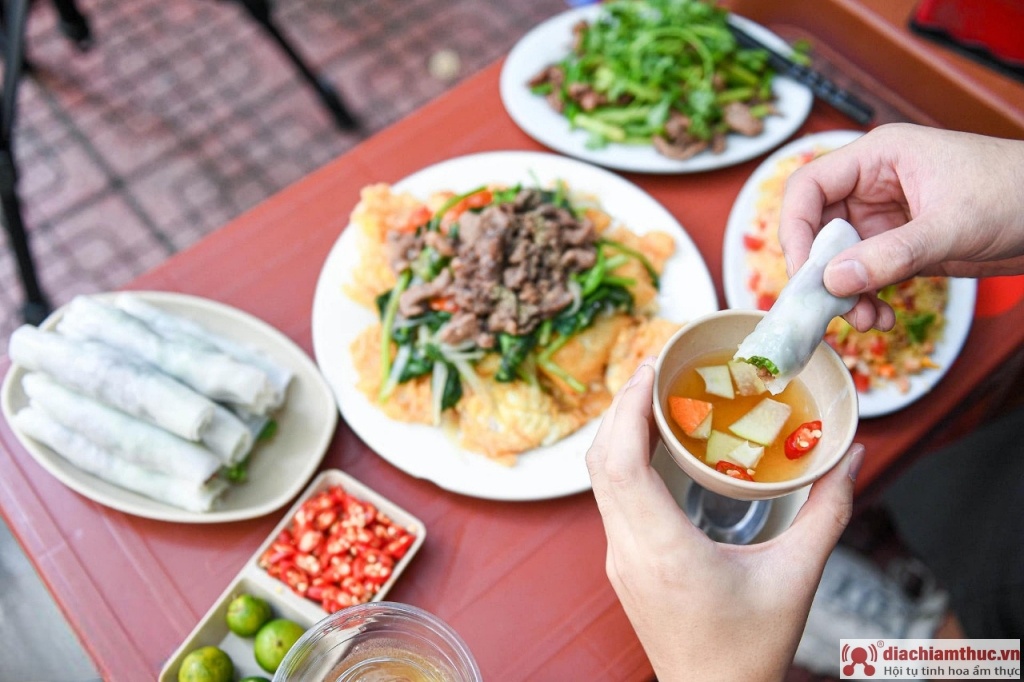 Phở cuốn Chinh Thắng