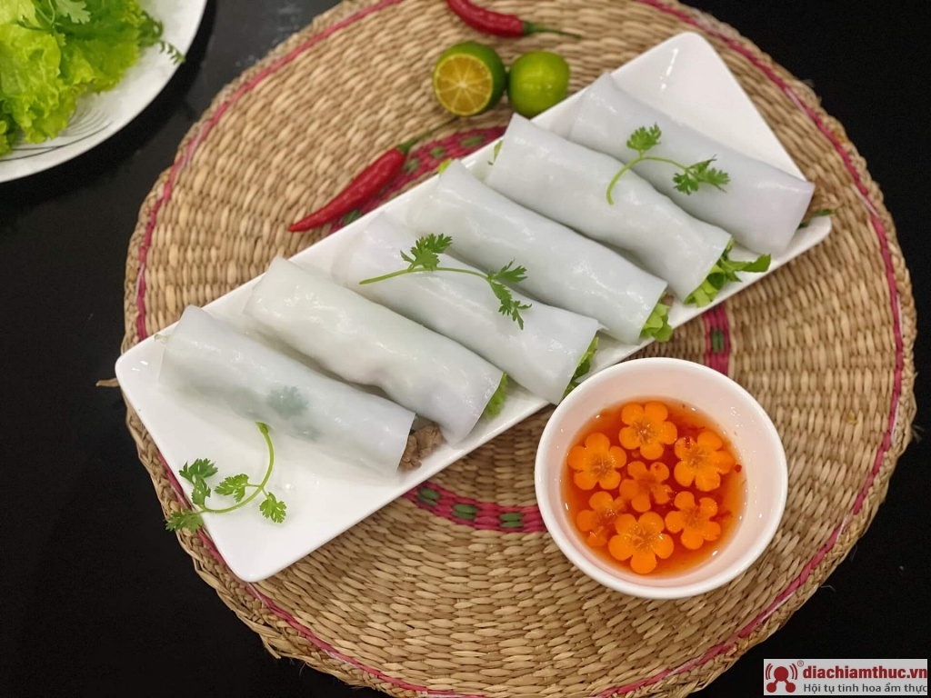 Phở cuốn Hương Sơn Ba Đình - Phở cuốn ngon đầy đặn