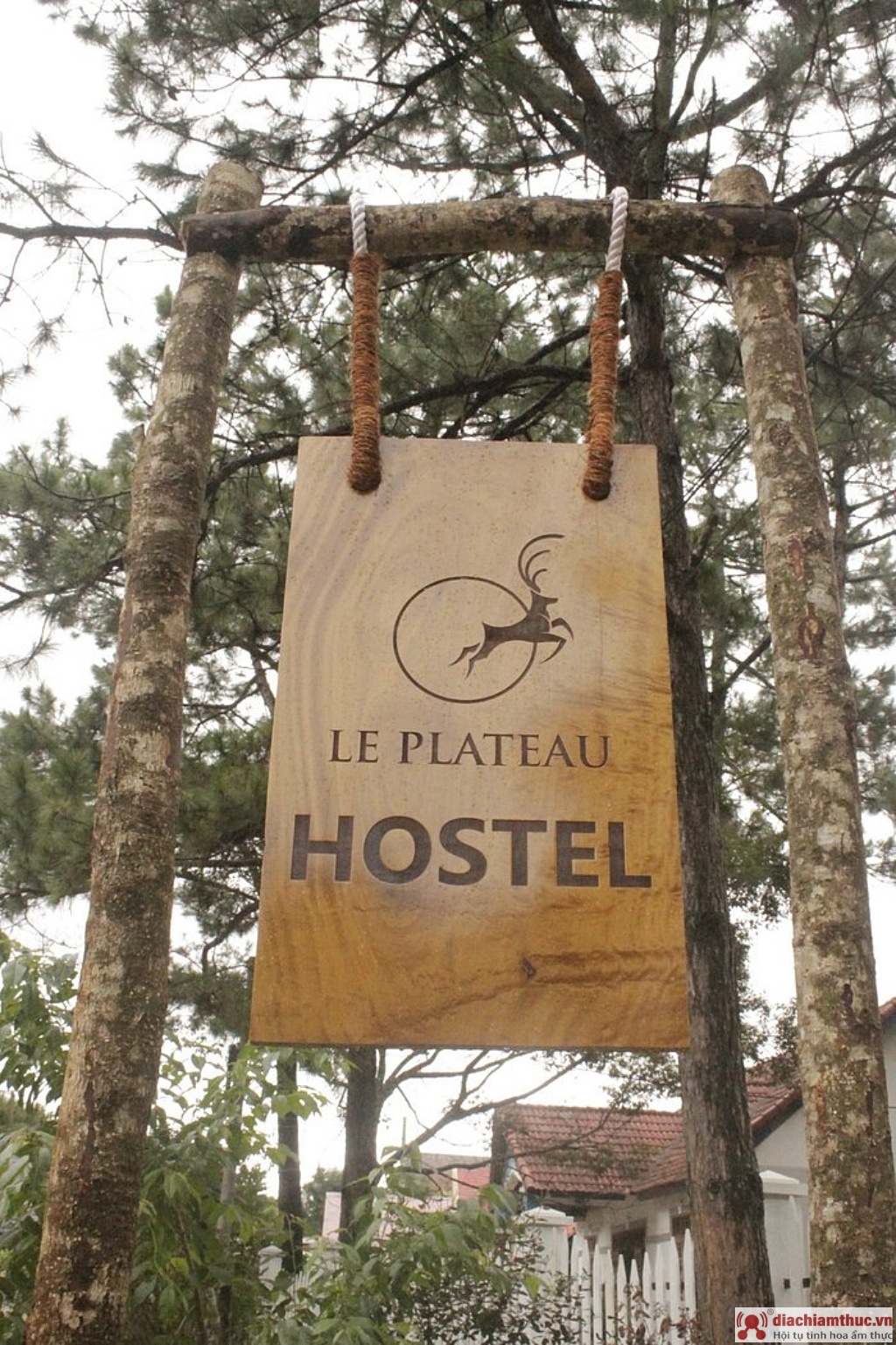 LE PLATEAU HOSTEL (Kontum)