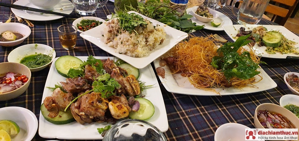 Menu Dê núi Ninh Bình