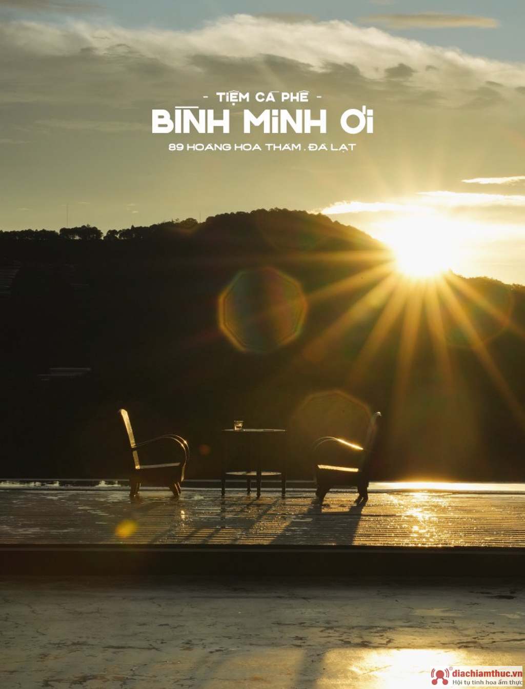 Tiệm cà phê Bình Minh ơi