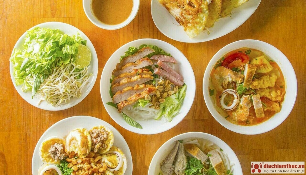 Bánh Căn Đặc Sản Phan Rang 2 Phượng