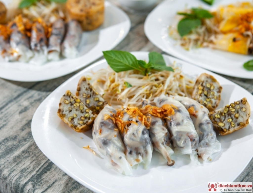 Bánh Cuốn Nam Việt