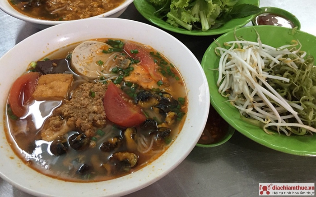 Bún riêu Hẻm Ông Tiên Phú Nhuận