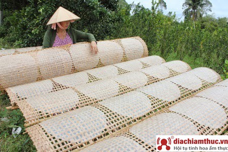 Giới thiệu chung về bánh tráng phơi sương