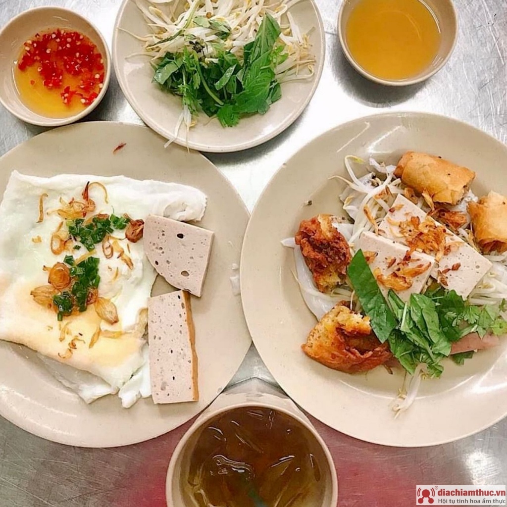 Hồng Hạnh - Bánh Cuốn & Món Huế