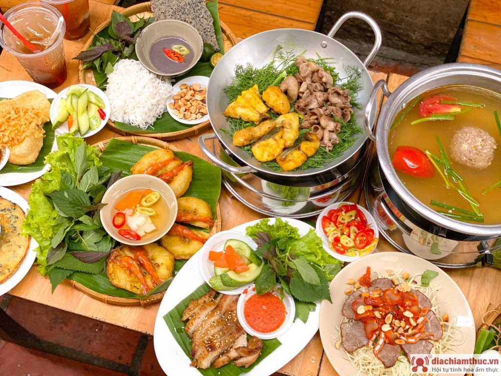 Ngõ 8 - Trà Chanh & Lẩu Riêu Cua Đồng