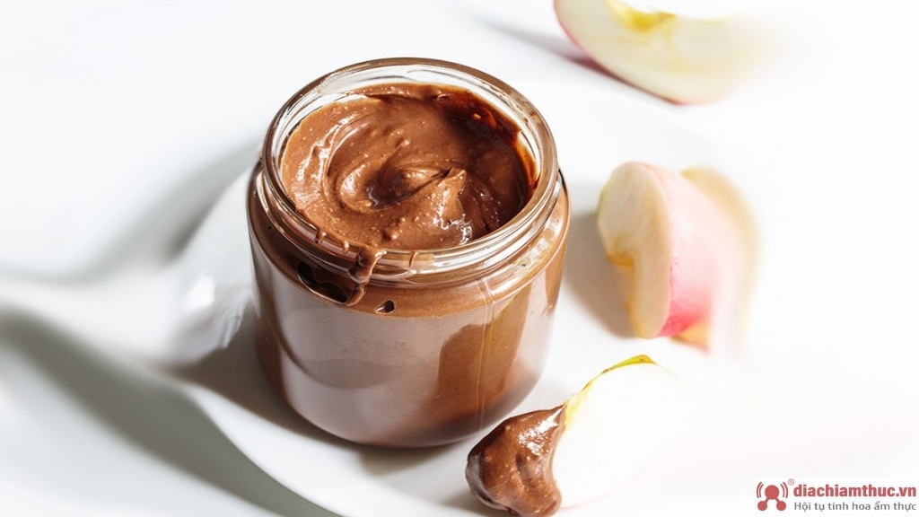 mứt Nutella