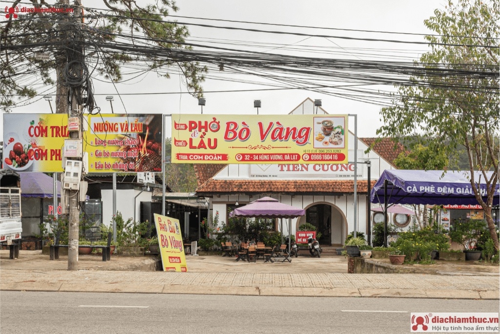 Lẩu bò ở nhà hàng Bò Vàng Đà Lạt