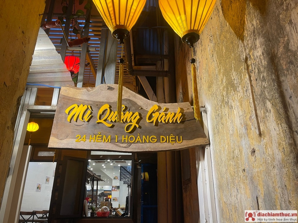 Quán Mỳ Quảng Gánh Hoàng Diệu