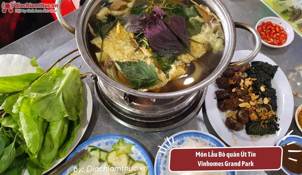 Lẩu bò ngon, chuẩn vị ở quán Út Tín