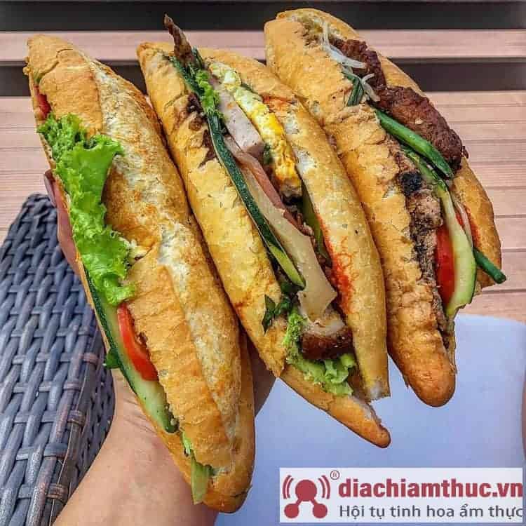 Bánh mì Nguyên Hương