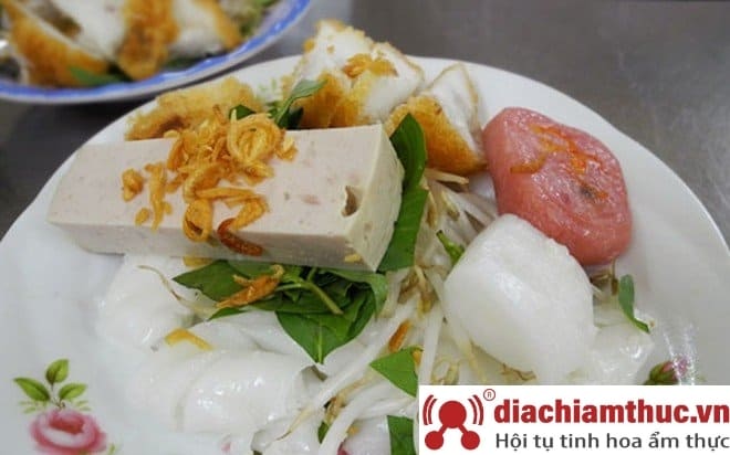 Bánh ướt Nguyễn Cư Trinh Quận 1