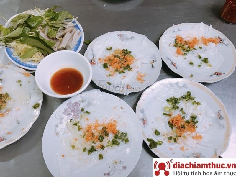 Bánh ướt dĩa Nha Trang