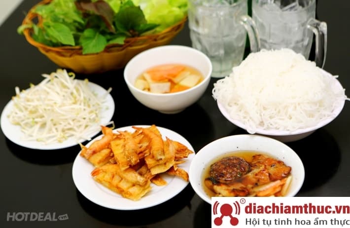 Bún chả Hoa Đông Sài Gòn