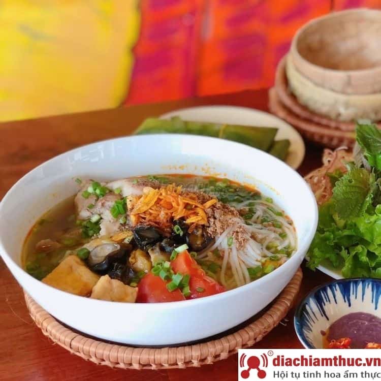 Bún riêu Nhà Quận 3 Sài Gòn