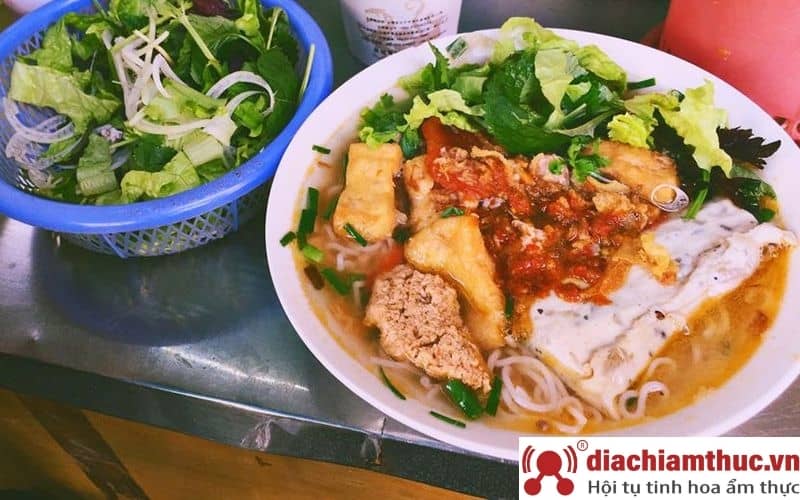 Bún riêu cua Hàng Bạc Hà Nội