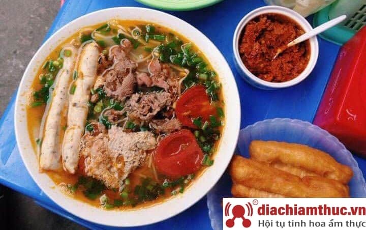 Bún riêu ngõ Hồng Phúc Hà Nội