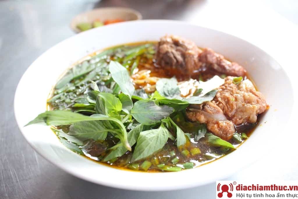 Mì sườn kho Tâm Ký quận 3