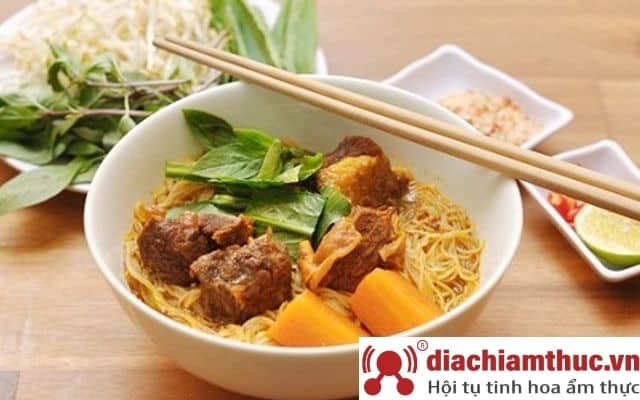 Quán Hủ tiếu bò kho Tham Lương