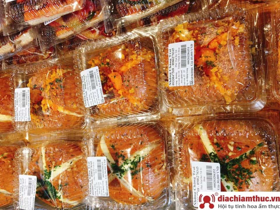 Tiệm bánh mì Những chàng trai tại quận 12