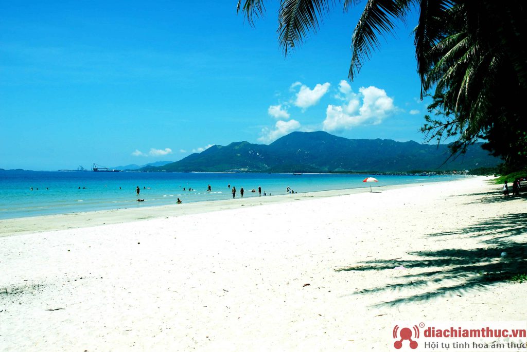 Bãi biển Nha Trang