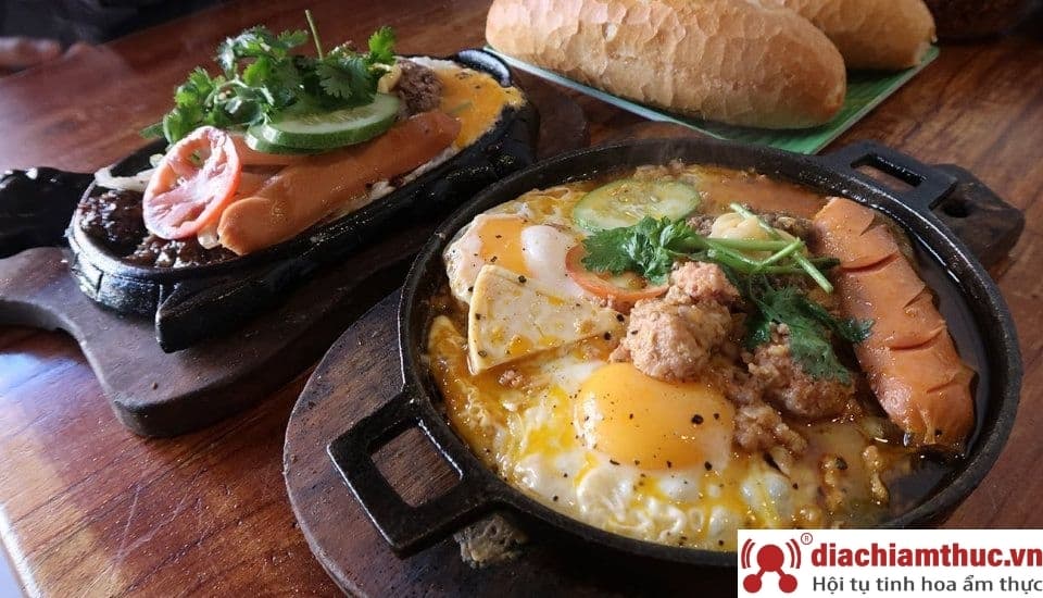 Bánh Mì Chảo Xuân Lạc