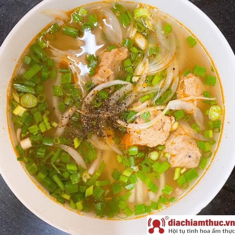 Bánh canh cá lóc - O Nhớ