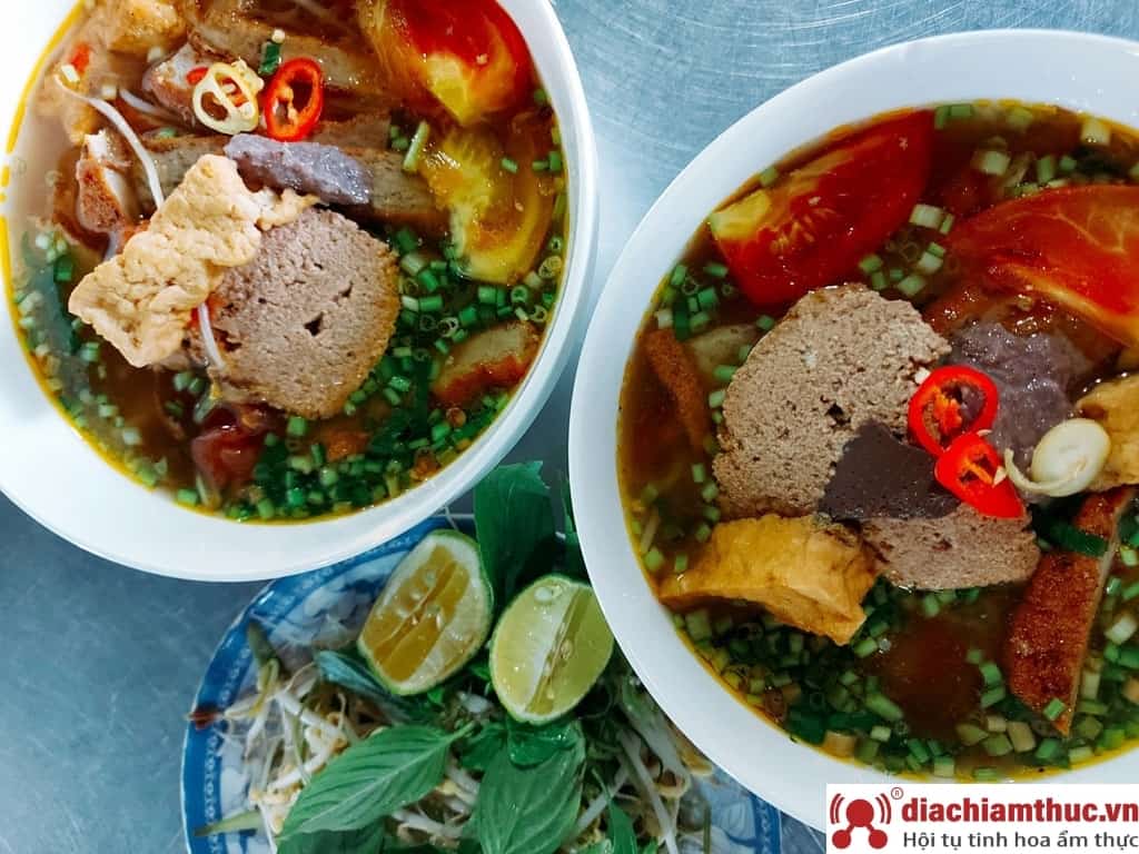 Bún riêu cua Côn Đảo