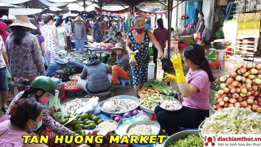 Chợ Tân Hương Tân Phú