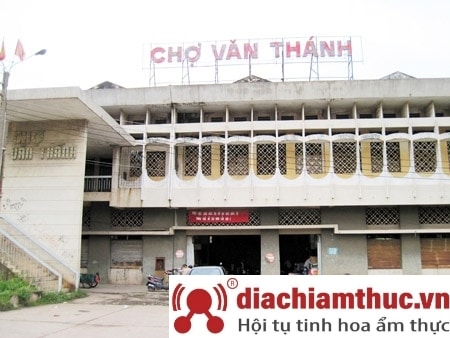 Chợ Văn Thánh