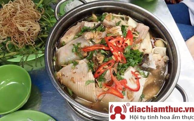 Lẩu cá đuối Trương Công Định