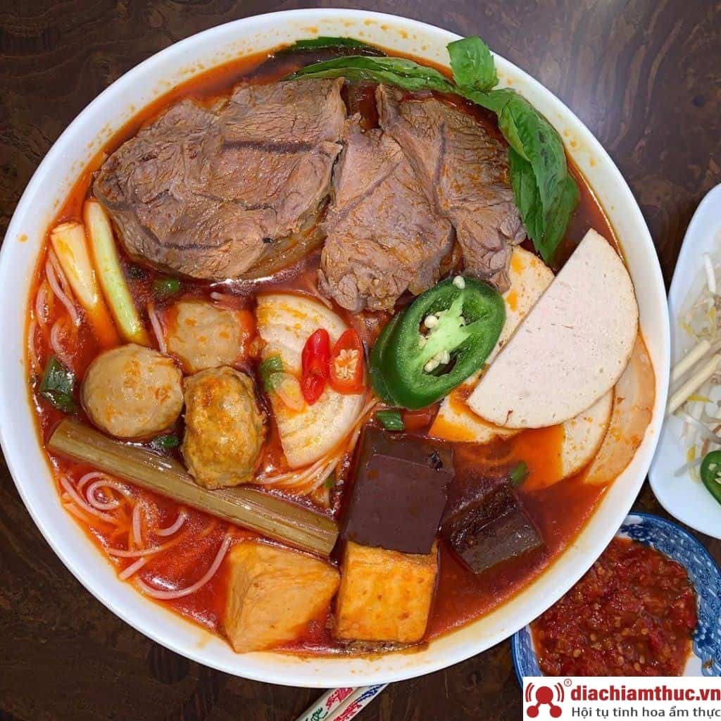 Bún bò Đà Nẵng