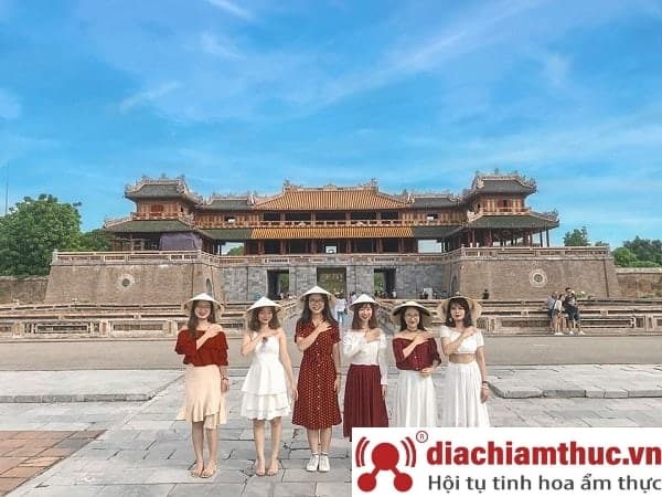 Nên đi tour Huế 1 ngày vào thời gian nào