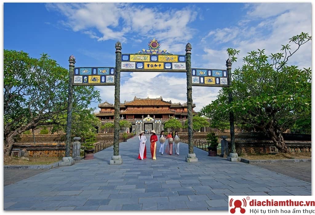 Những cam kết trong tour Huế