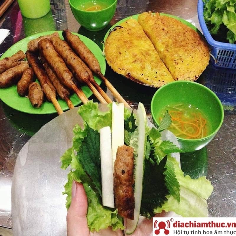 Bánh xèo, nem lụi Thuỷ Xèo