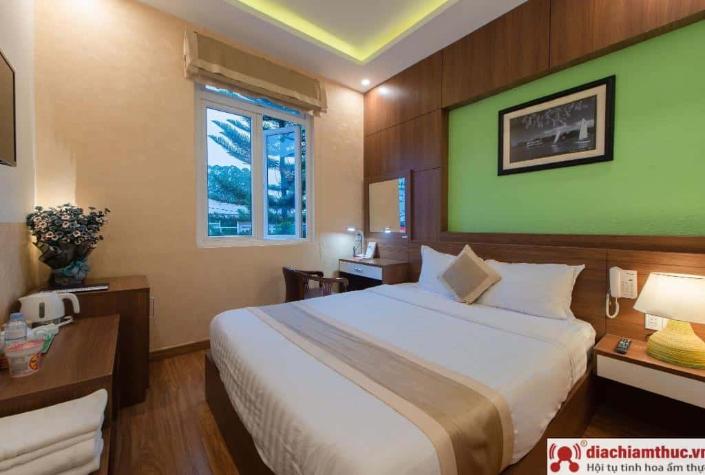 phòng hotel Duy Vinh Đà Lạt có đầy đủ các thiết bị