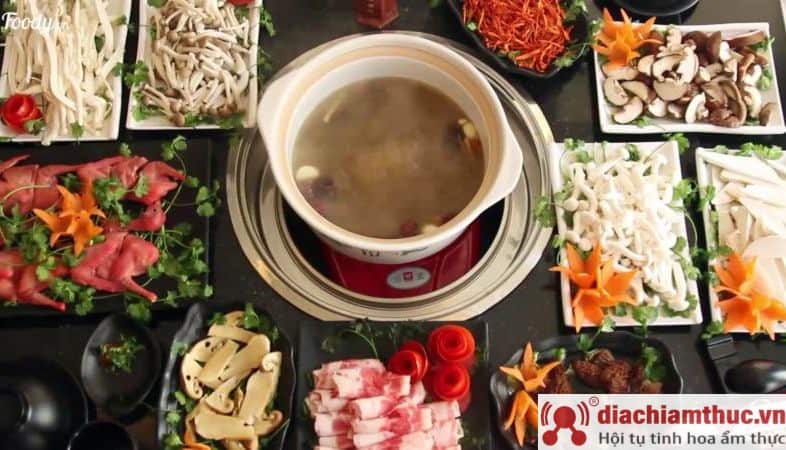 Lẩu nấm Hoàng Phố - Món ngon Bắc Ninh