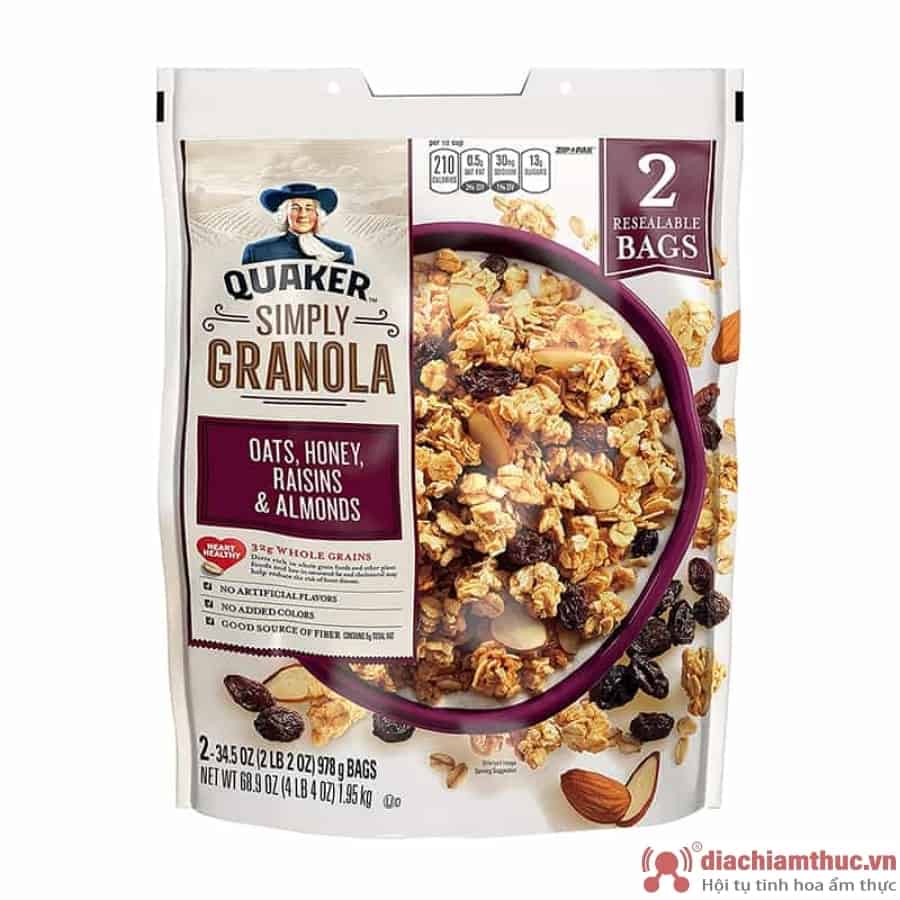 Ngũ cốc ăn sáng Simply Granola Quaker