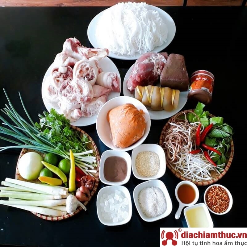 Nguyên liệu nấu bún bò gân