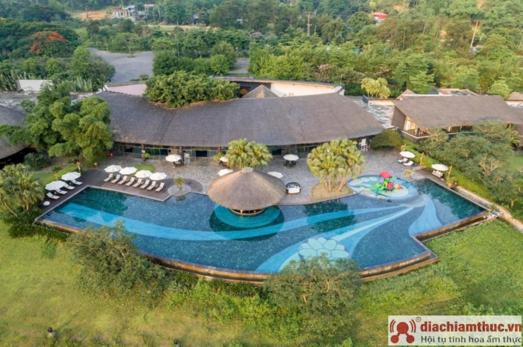 Những resort Hòa Bình view rừng núi thơ mộng