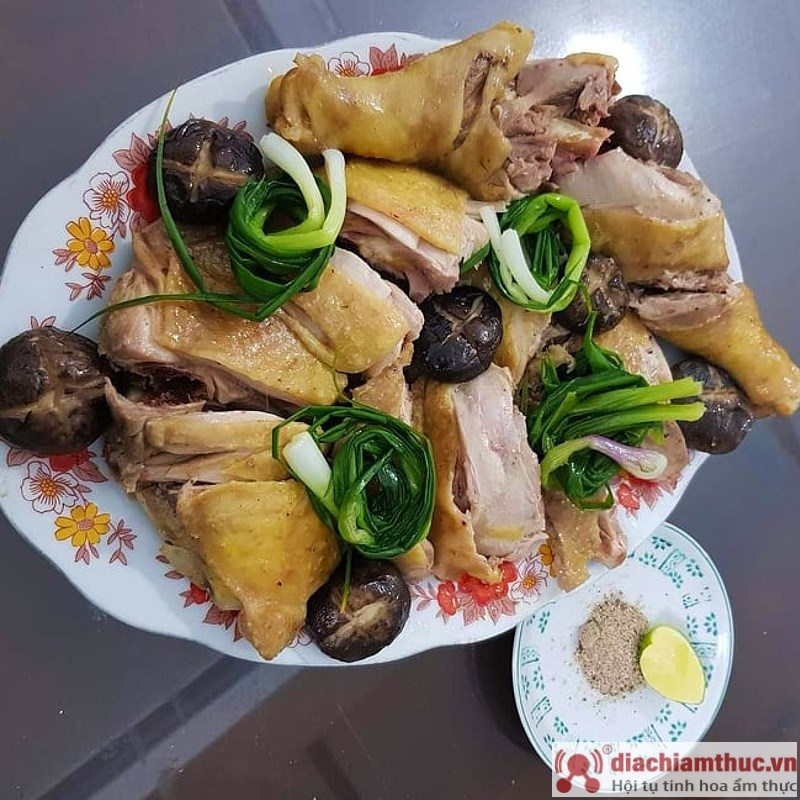 Thành phẩm gà hấp hành