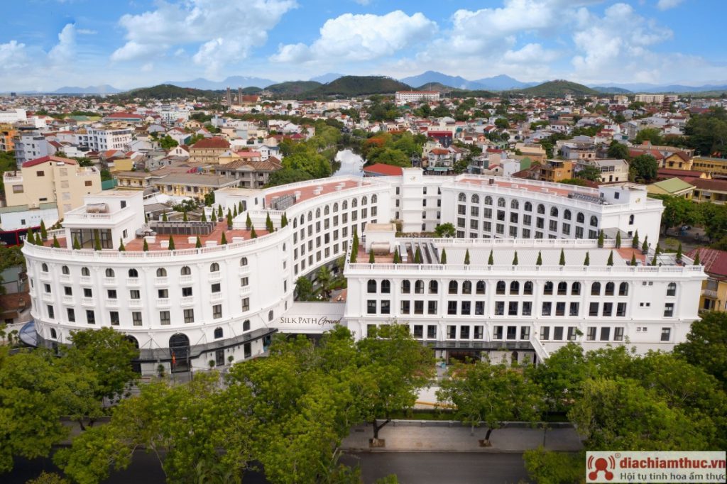 Silk Path Grand Hue Hotel