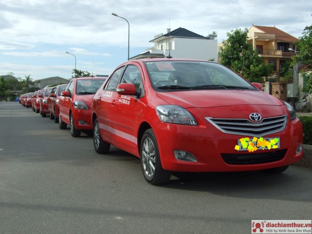 Taxi Hương Giang