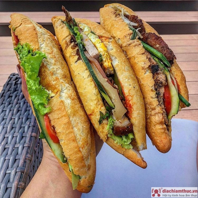 Bánh mì Ngàn Hương