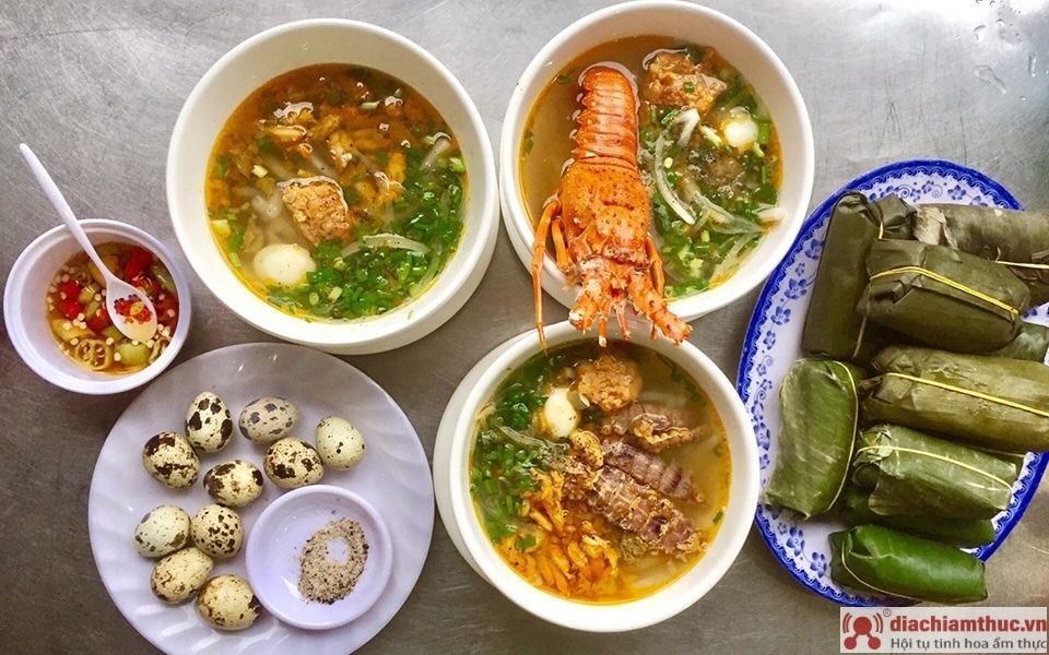 Quán bánh canh khô Hoa Mai